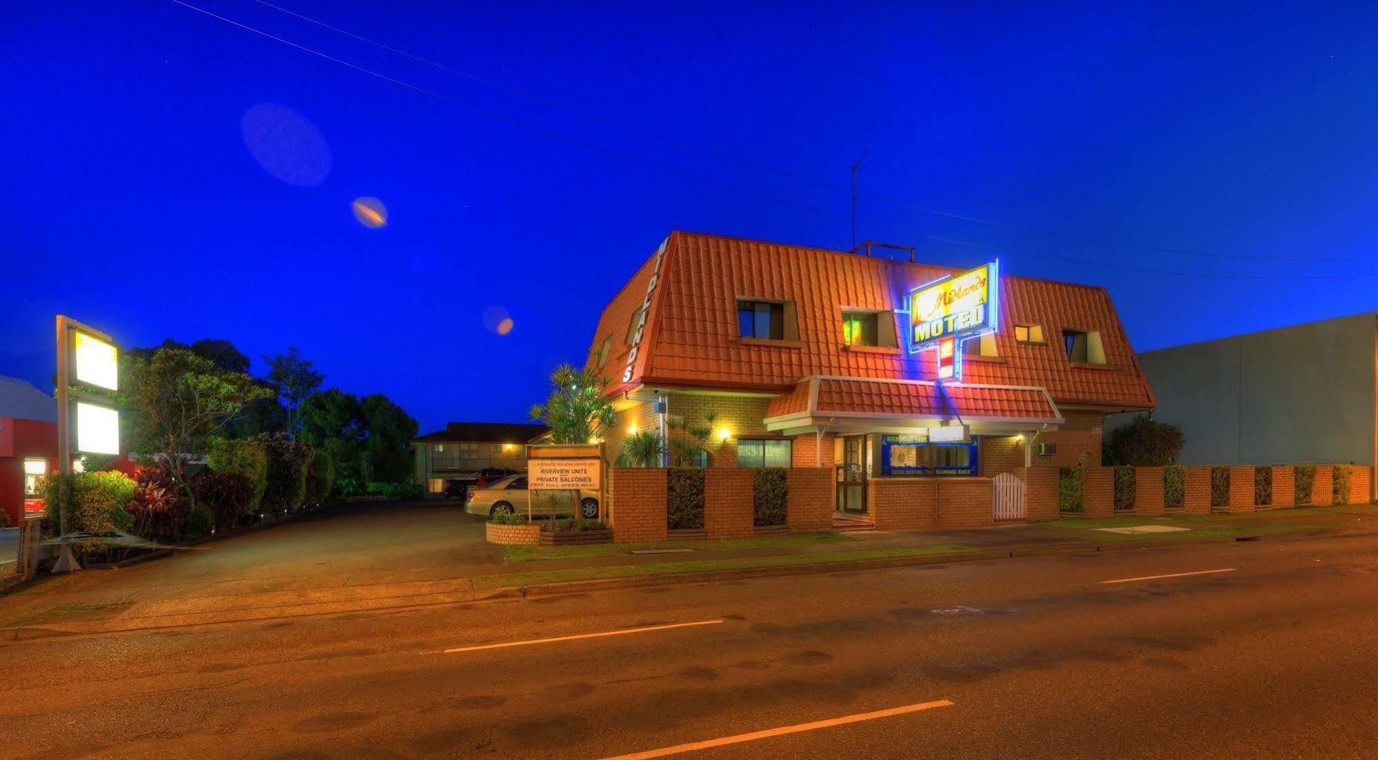 Midlands Motel タリー エクステリア 写真